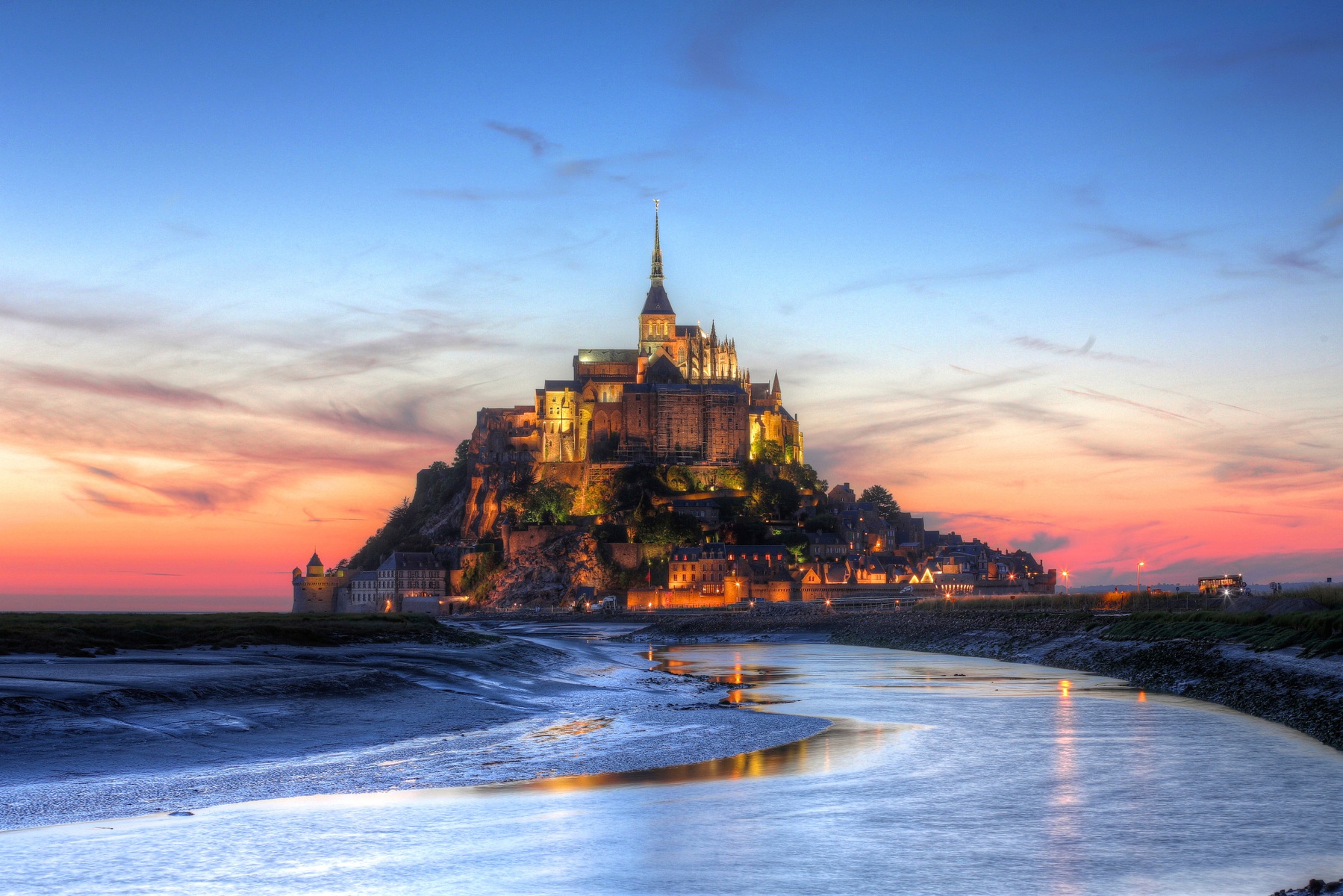 Mont saint Michel - Fond d'écran HD.jpg