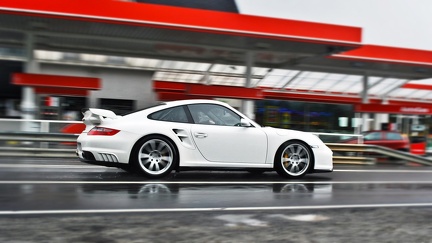 Porsche blanche fond ecran