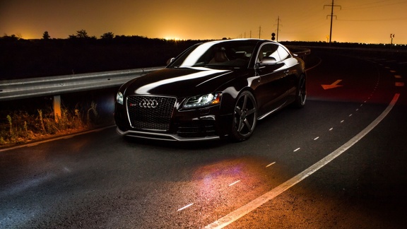 Audi RS5 noir - wallpaper HD