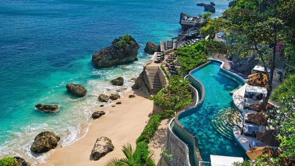 Belle piscine à Bali