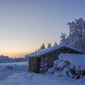 Cabane dans la neige