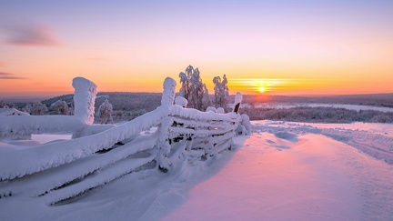 Sunset under the snow - 1920x1080