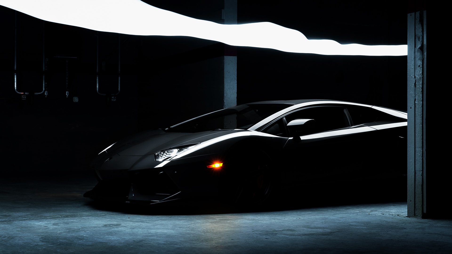 Lamborghini - fond d'écran dark.jpg