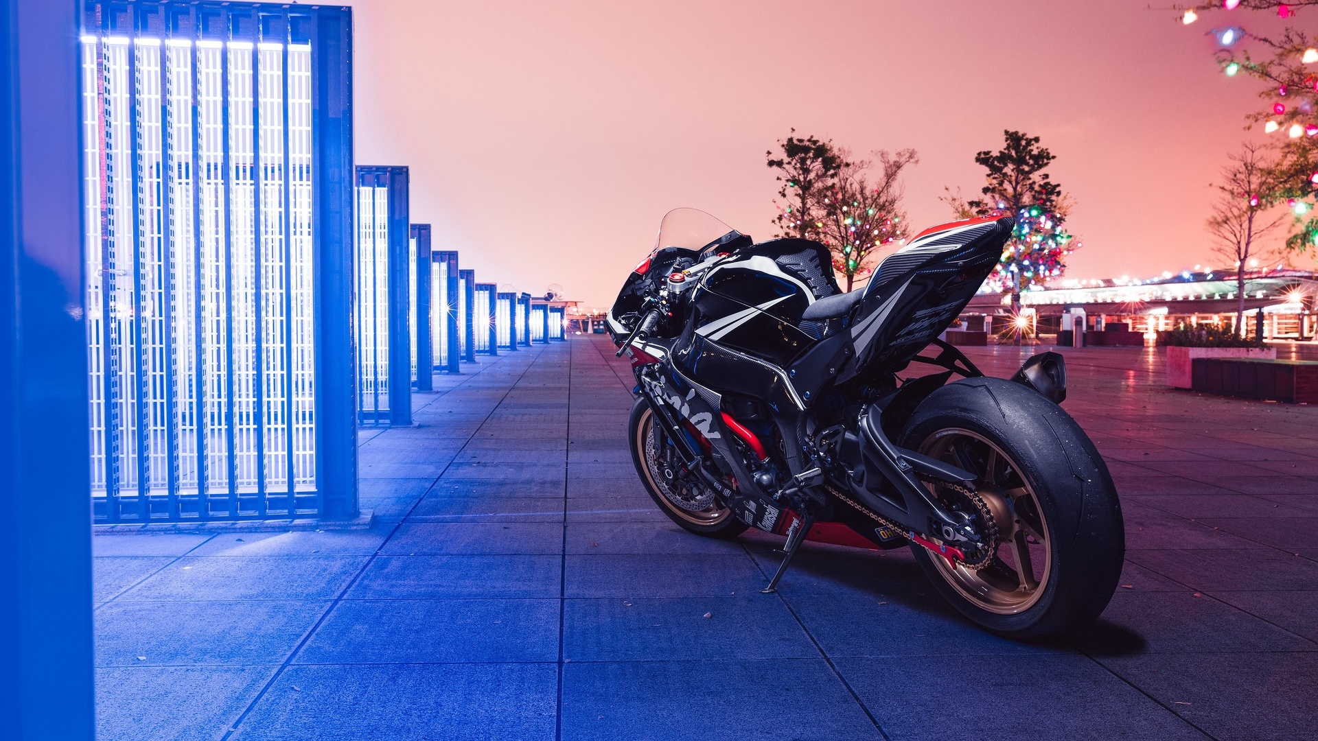 Kawasaki Ninja - Moto fond d'écran.jpg