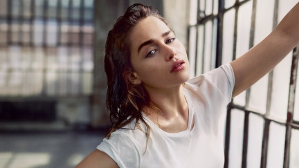 Emilia Clarke - photo