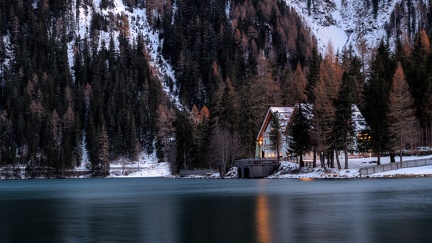 Maison en bord de lac - hiver