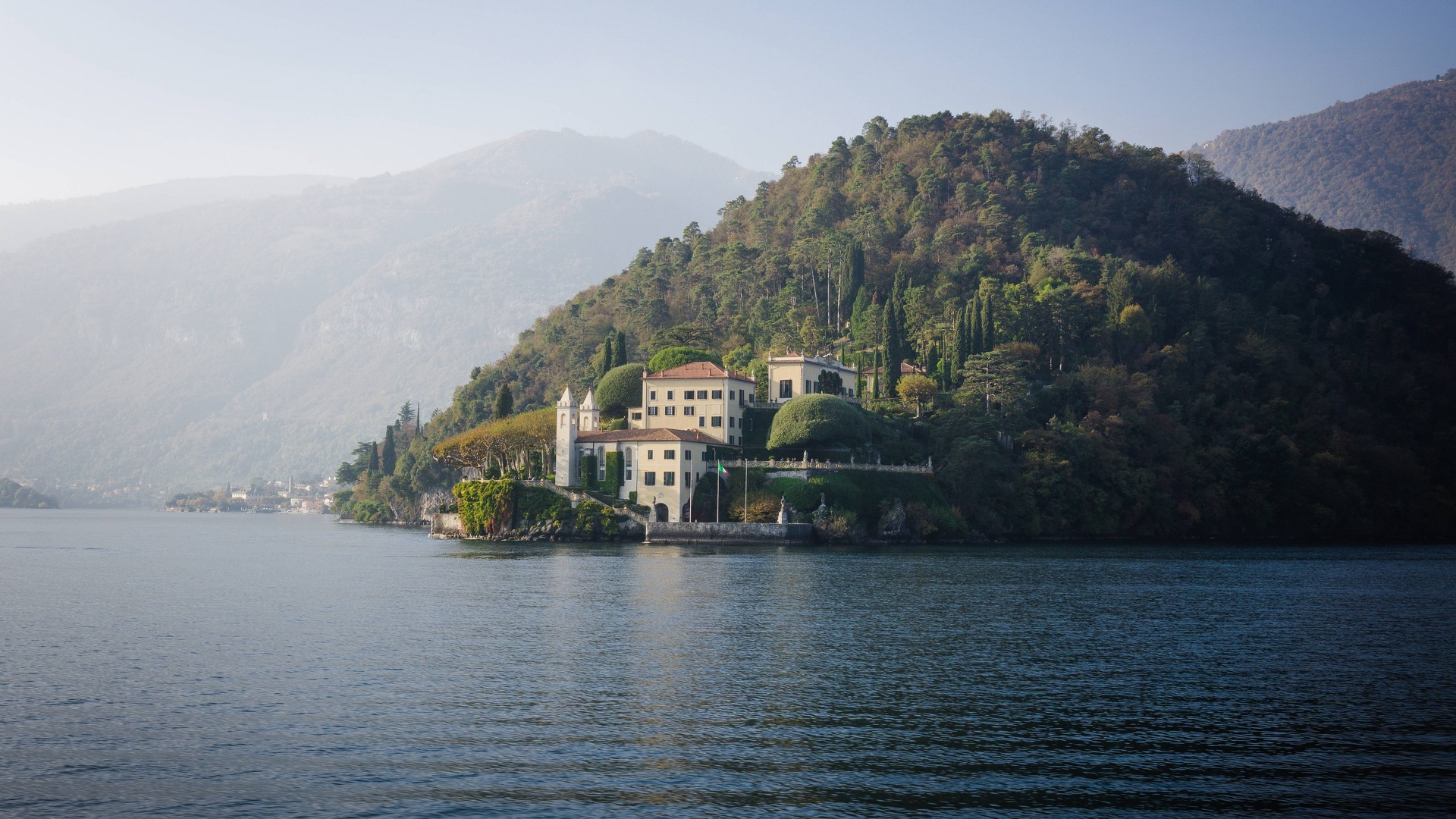 Villa au bord du Lac - Lac de Come - Italie.jpg